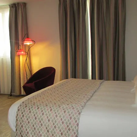 Champ De Mars Lejlighedshotel Vanves