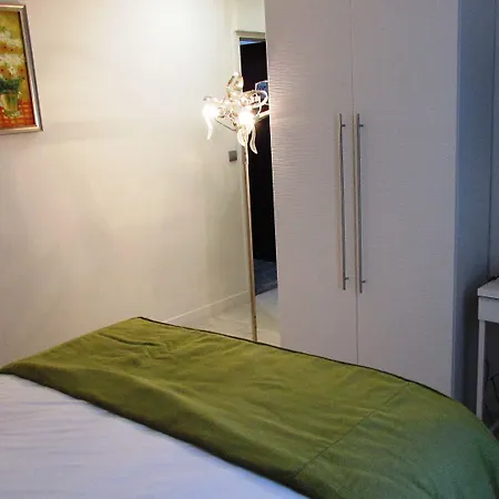 Champ De Mars Lejlighedshotel