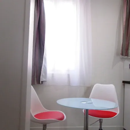 Lejlighedshotel Champ De Mars Vanves